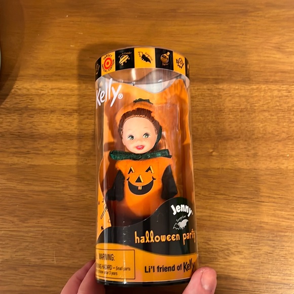 Muñeca Kelly Es Una Calabaza Barbie Li'l Friend Of Kelly Halloween Party Kelly Is A Pumpkin Doll 56750